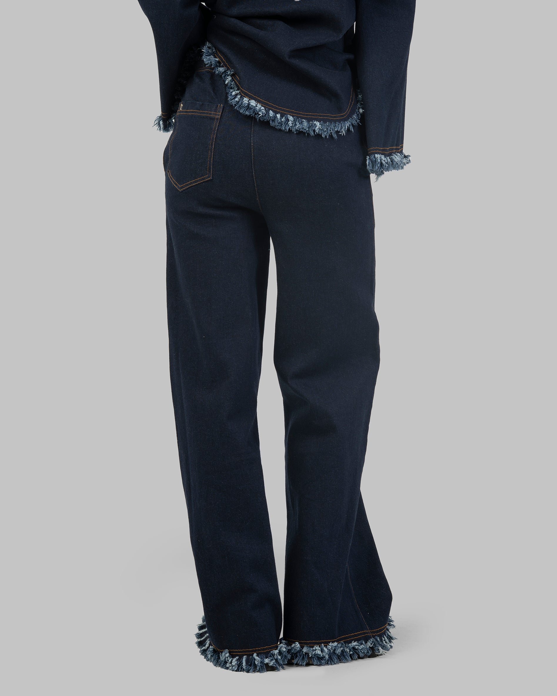  Wide-Leg Denim Pants