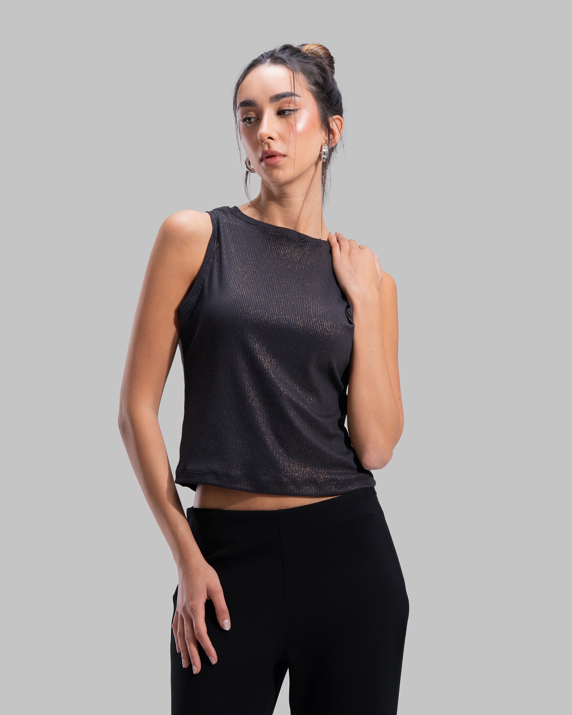 Sleeveless ribbed tank top with a metallic thread finish and a round neck.