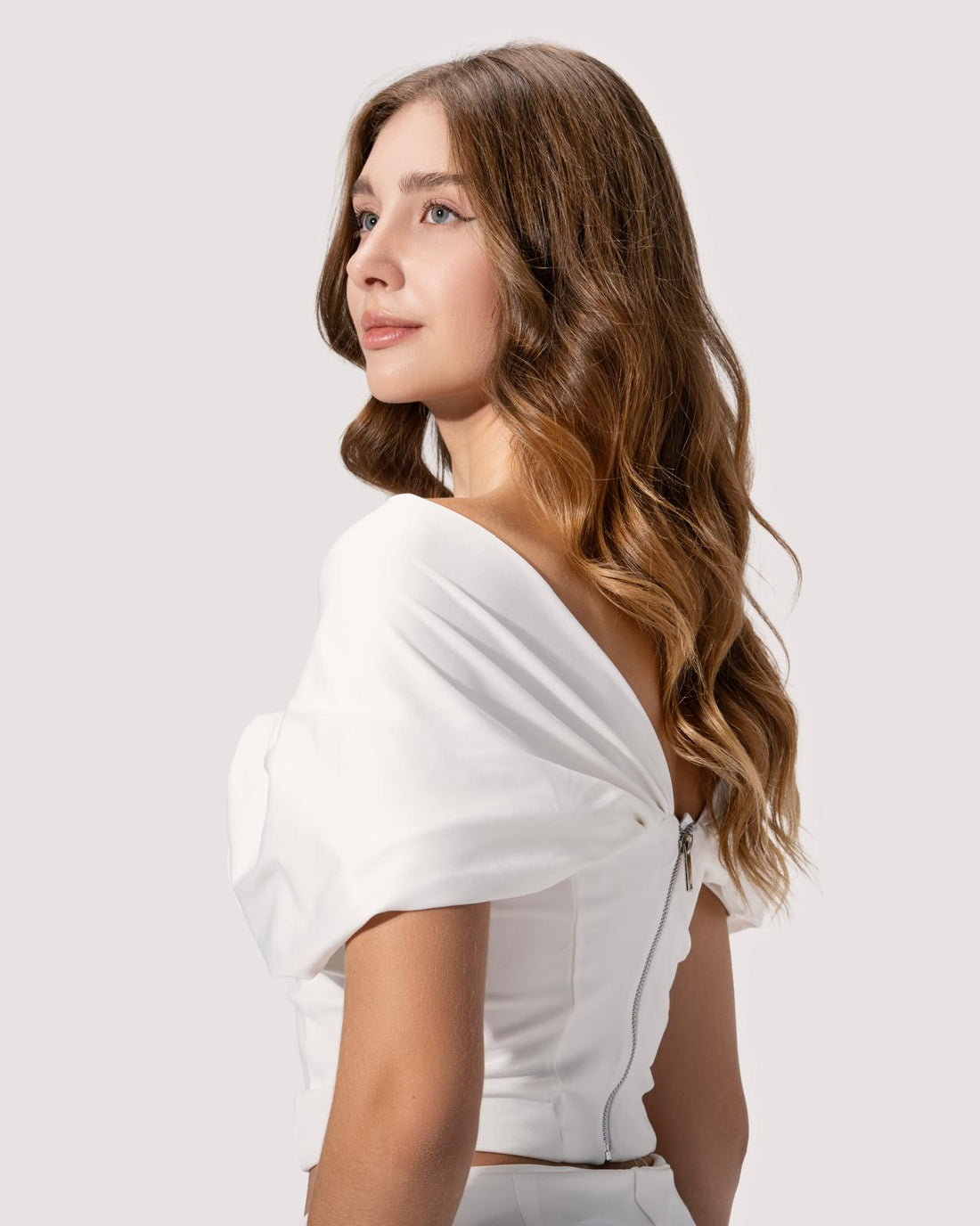OFF-SHOULDER TOP WITH A V-NECK