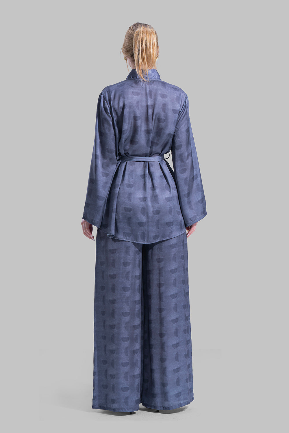 Long sleeve Cardigan with a wrap-style front.