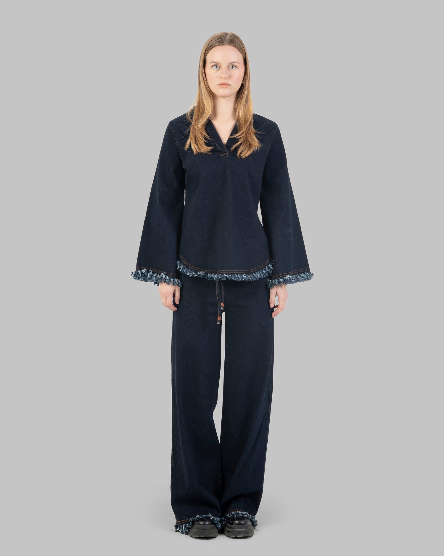 ‏ Wide-Leg Denim Pants