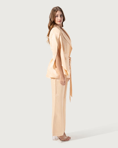 BLAZER WITH SLIT AND NOTCHED LAPEL AND LONG SLEEVES