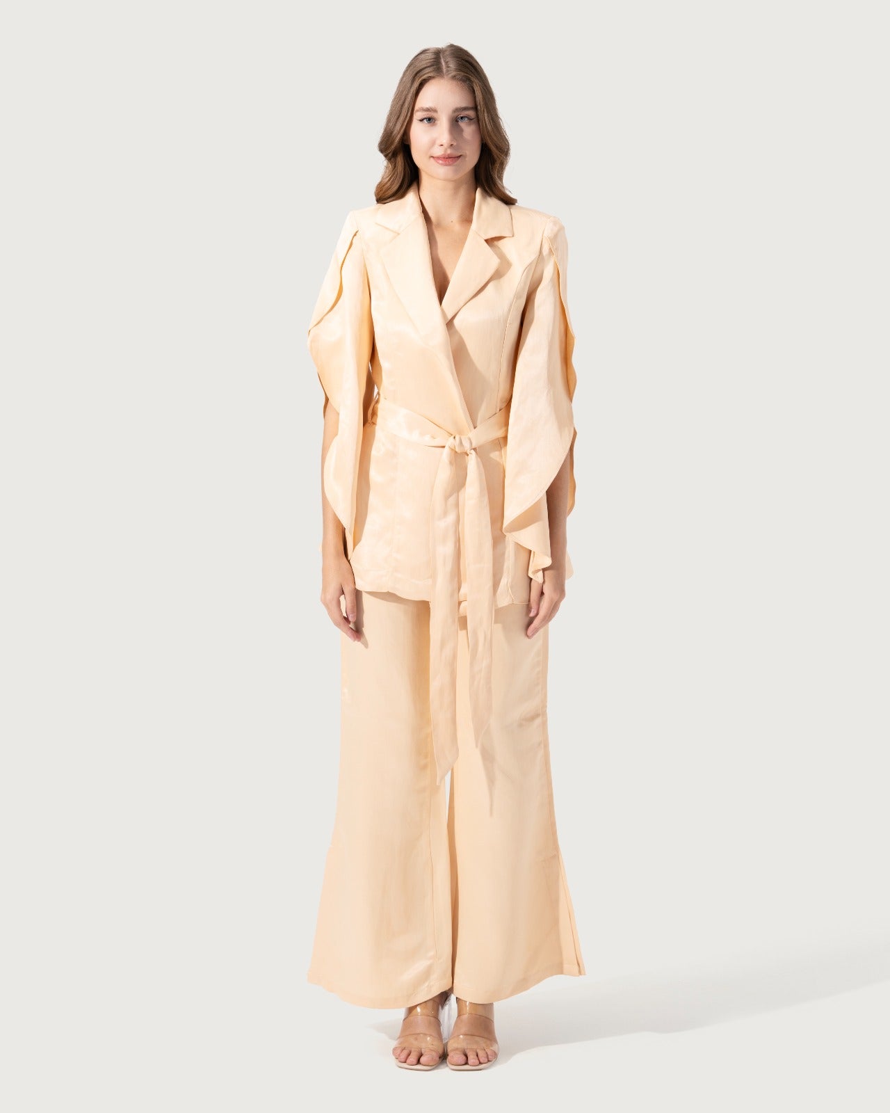 BLAZER WITH SLIT AND NOTCHED LAPEL AND LONG SLEEVES
